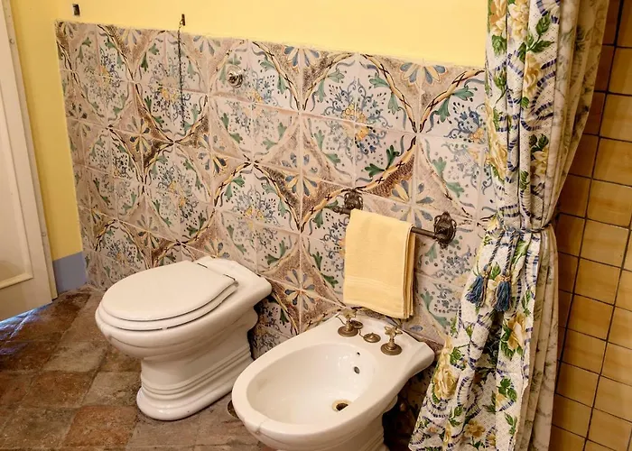 Il Teatro Di Nerone *