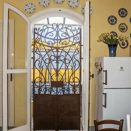 Il Teatro Di Nerone *