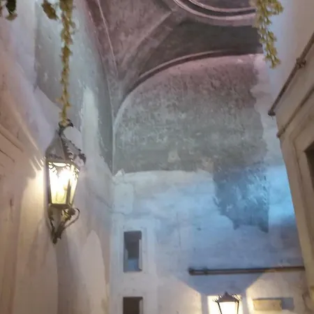 Il Teatro Di Nerone *