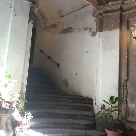 アパート Il Teatro Di Nerone ナポリ